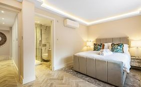 Luxury 2 Bed Apartment In Knightsbridge London Opposite Harrods