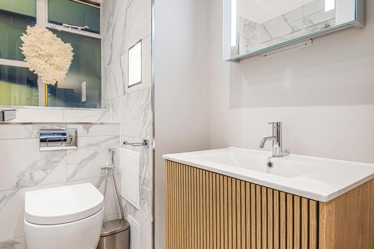 Luxury Living In Knightsbridge Balcony Views Of Harrods, 2Br2Ba With Ac Apartment London Exterior photo